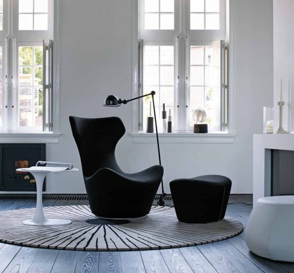 GRANDE PAPILIO ARMCHAIR