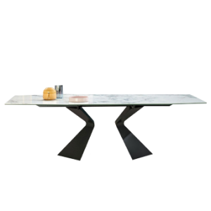 Prora dining table